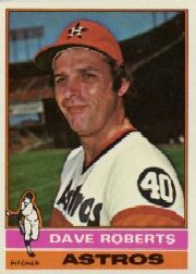 1976 Topps Baseball Cards      107     Dave Roberts